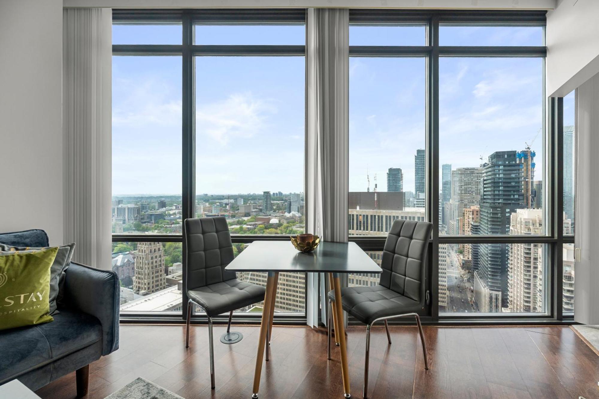 Globalstay. Burano Condos In Downtown Toronto Exterior photo